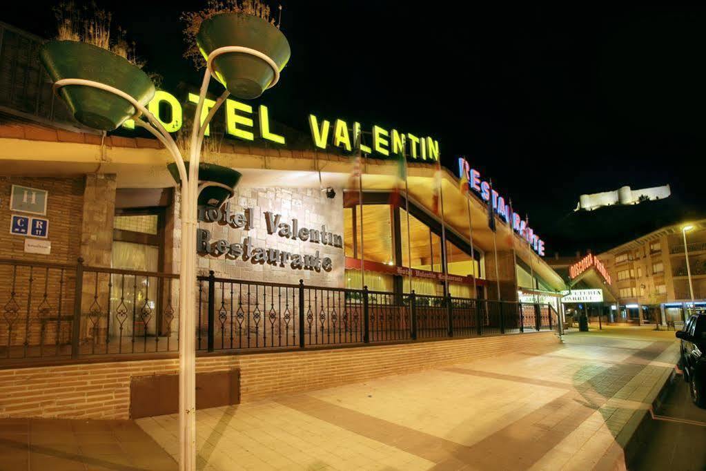 Hotel Valentin Aguilar de Campóo Esterno foto